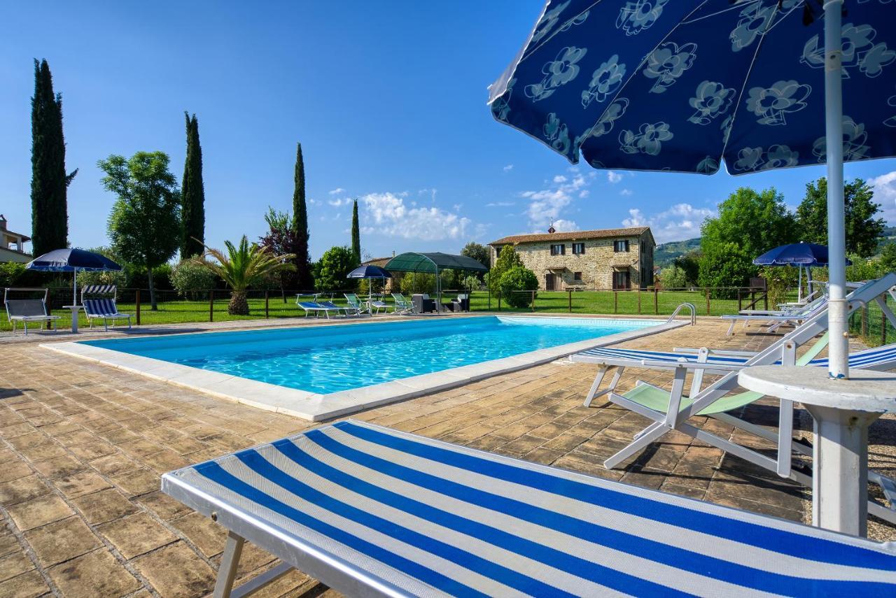 Agriturismo Le Terre Del Casale อัสซิซี ภายนอก รูปภาพ