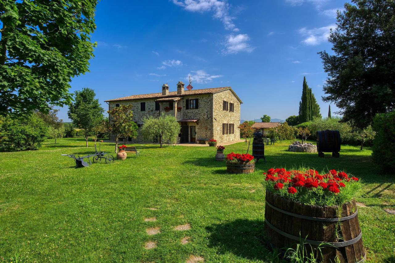 Agriturismo Le Terre Del Casale อัสซิซี ภายนอก รูปภาพ