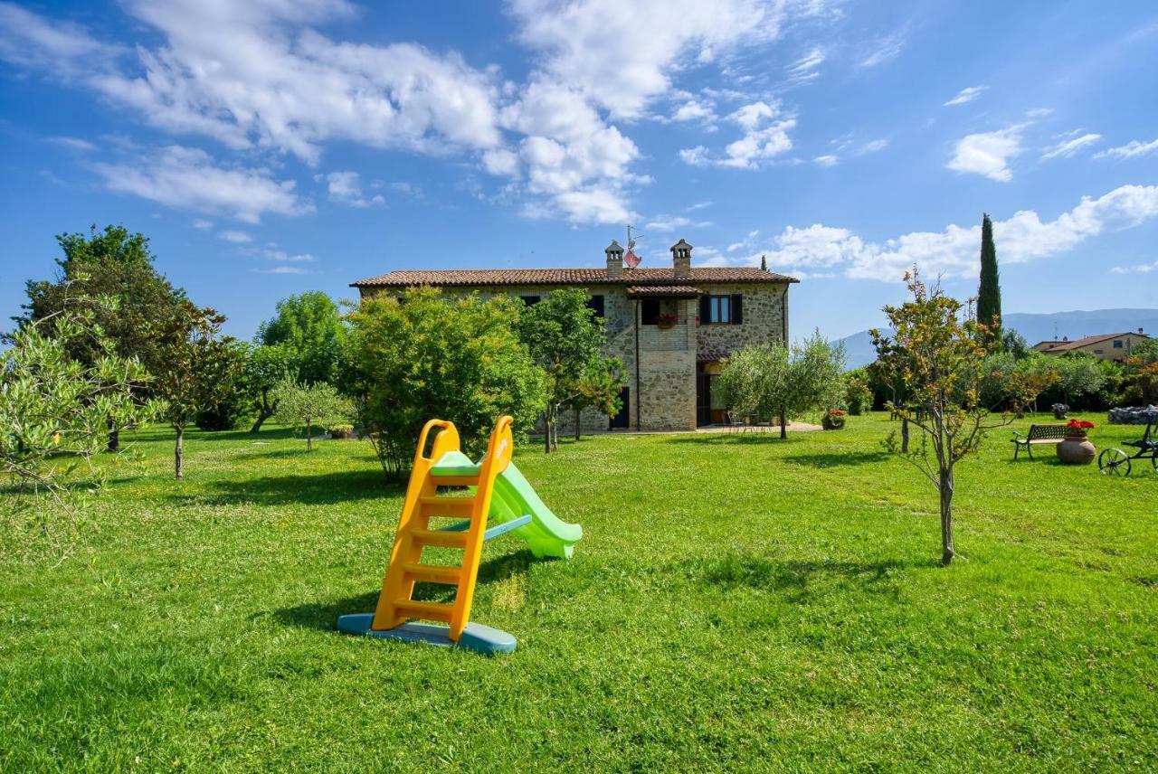 Agriturismo Le Terre Del Casale อัสซิซี ภายนอก รูปภาพ