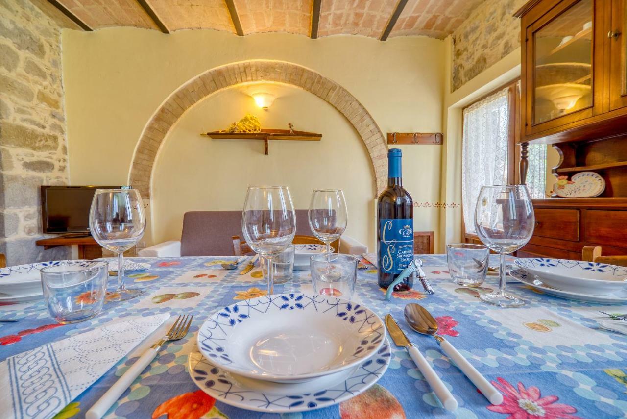 Agriturismo Le Terre Del Casale อัสซิซี ภายนอก รูปภาพ