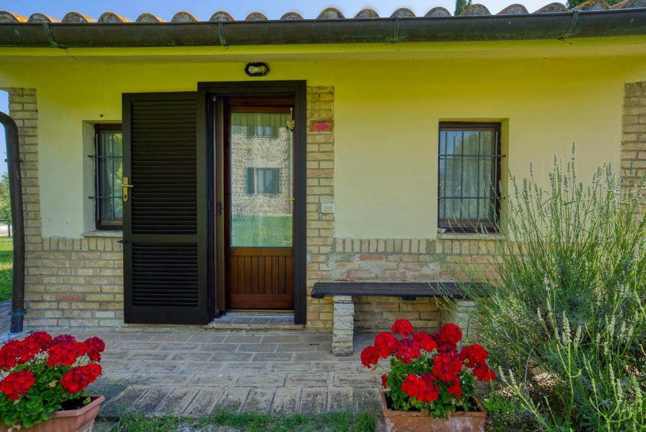 Agriturismo Le Terre Del Casale อัสซิซี ภายนอก รูปภาพ