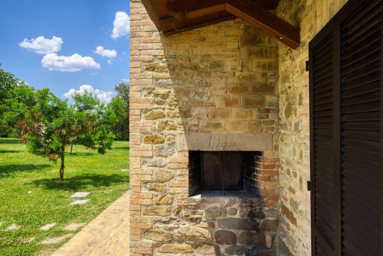 Agriturismo Le Terre Del Casale อัสซิซี ภายนอก รูปภาพ