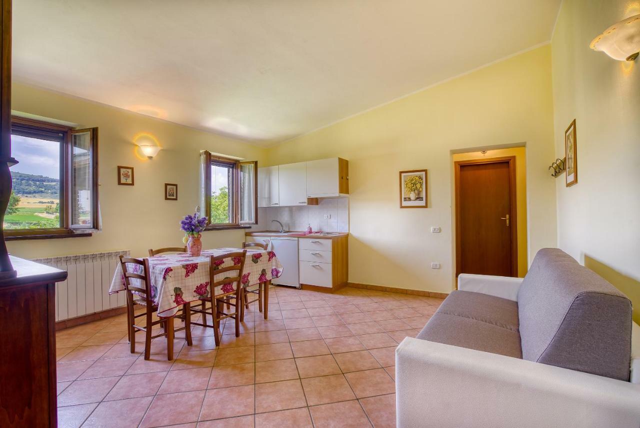 Agriturismo Le Terre Del Casale อัสซิซี ภายนอก รูปภาพ