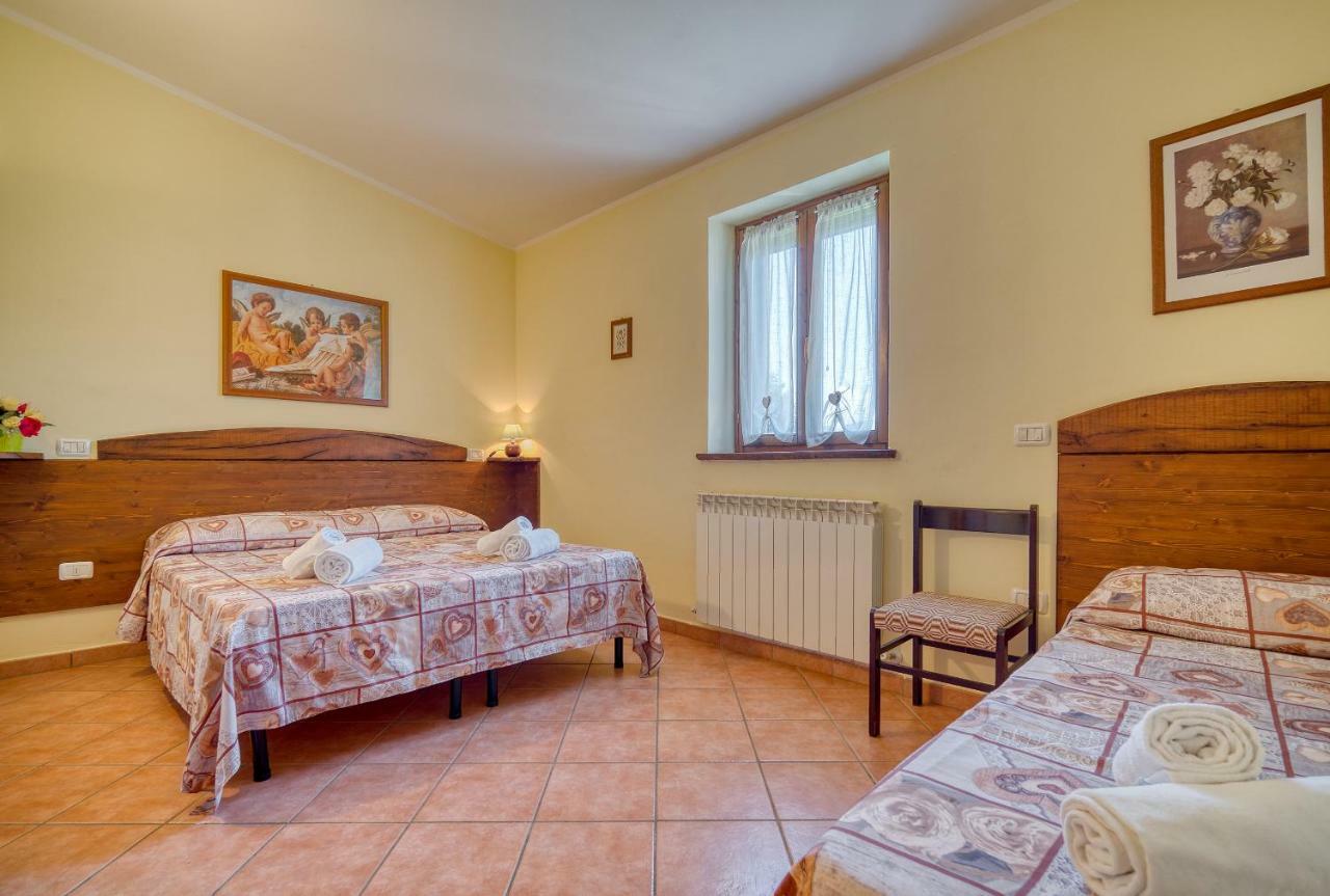 Agriturismo Le Terre Del Casale อัสซิซี ภายนอก รูปภาพ